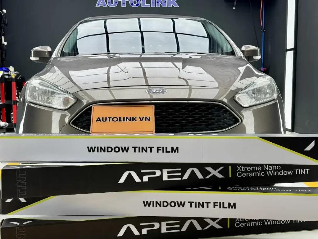 Dự án dán film cách nhiệt cho xe ford (3) Dự án dán film cách nhiệt cho xe ford (3)