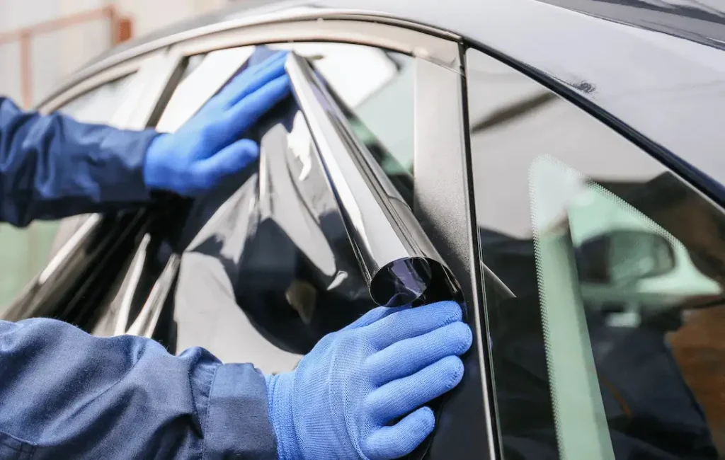 Dán phim cách nhiệt xe Kia