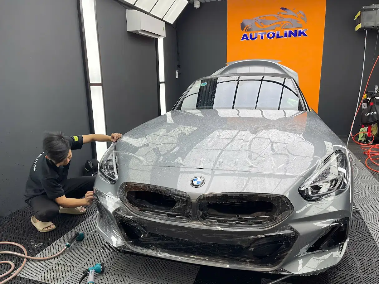 Dán phim PPF xe BMW