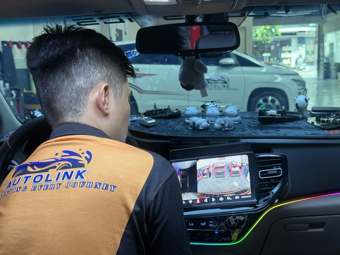 kinh nghiệm chọn mua màn hình android ô tô chuẩn không cần chỉnh