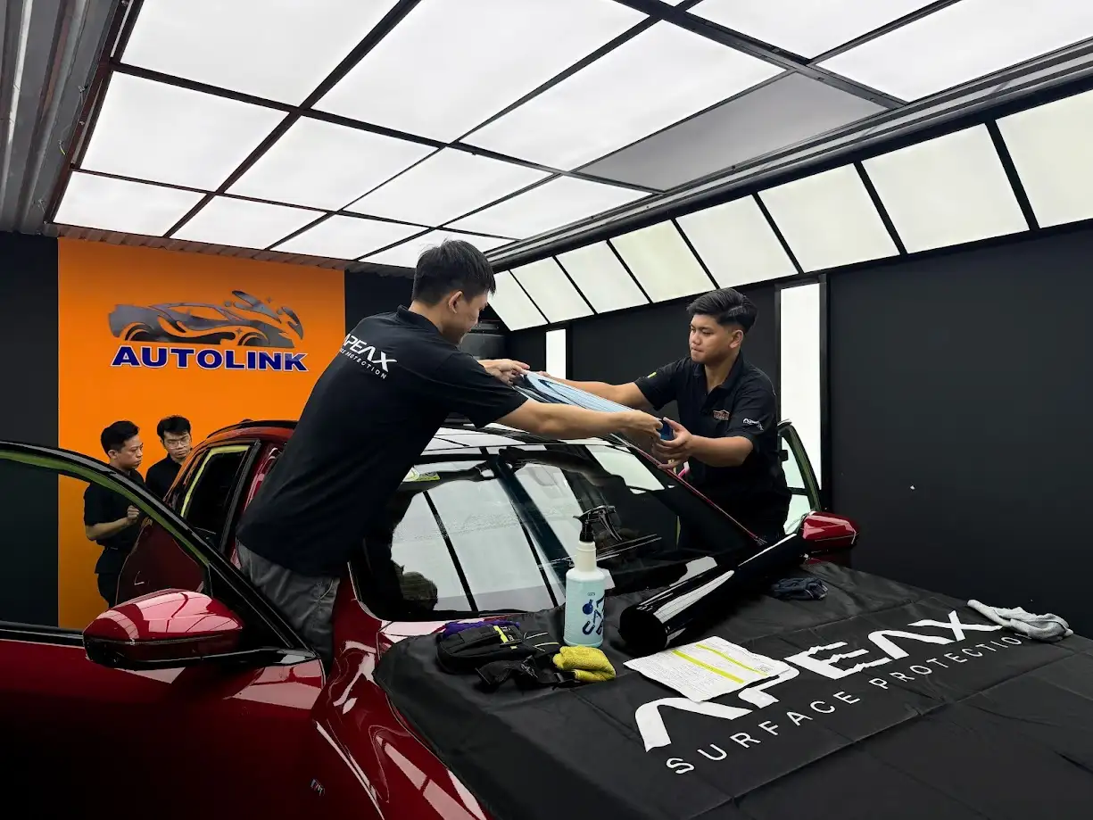 Dán phim Cách nhiệt cho BMW tại Autolink Việt Nam