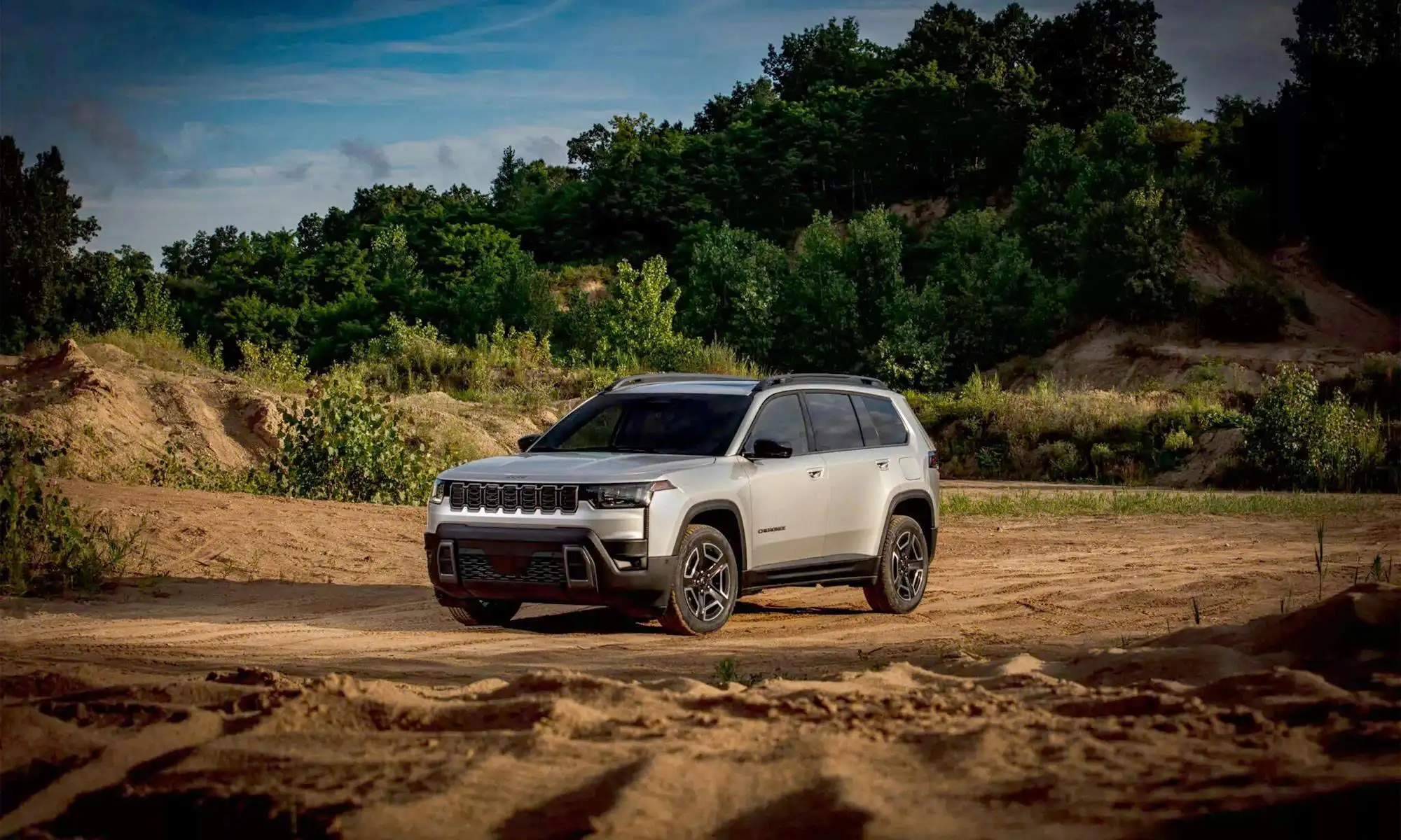 Jeep Cherokee thế hệ mới ra mắt, giá khởi điểm từ 44.500 USD
