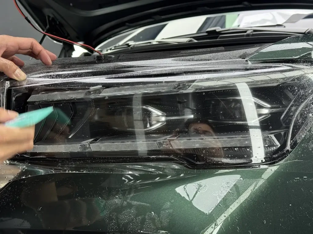 Quy trình dán PPF TeckWrap X75 chuyên nghiệp cho Geely Monjaro tại Autolink Quy trình dán PPF TeckWrap X75 chuyên nghiệp cho Geely Monjaro tại Autolink