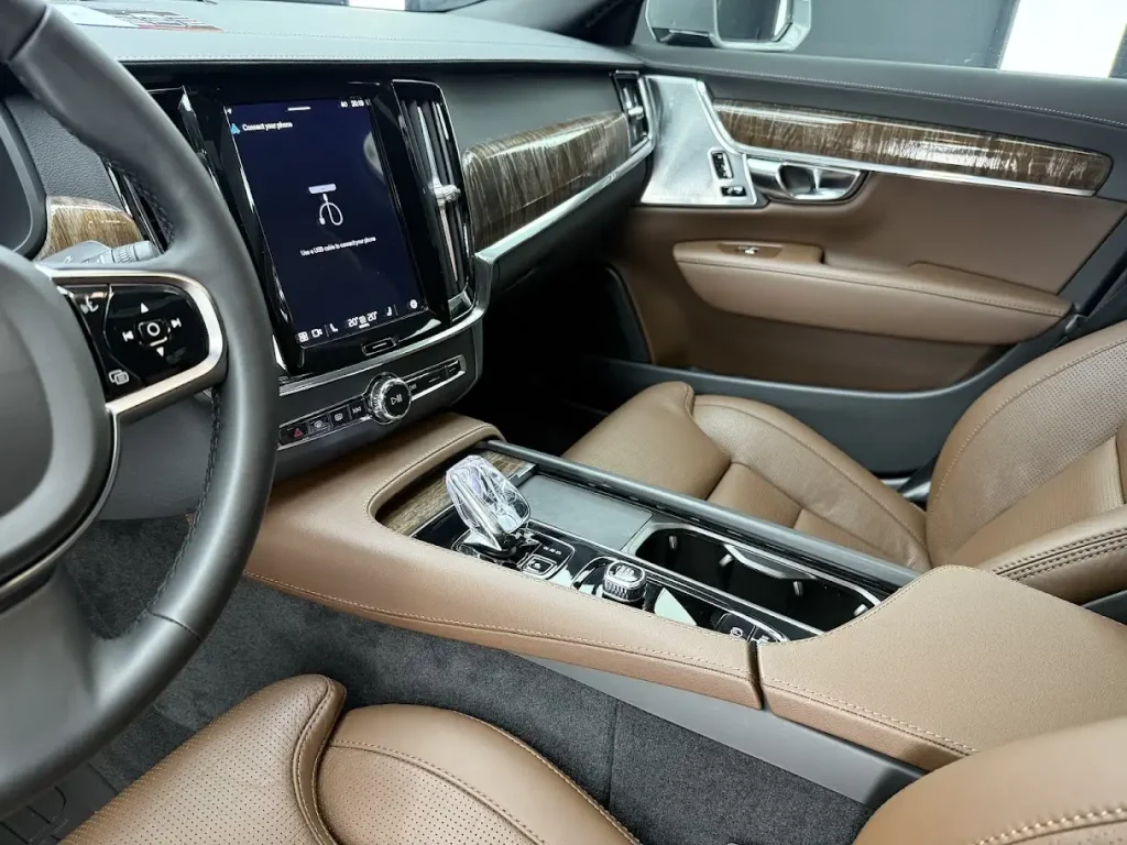 Dịch vụ dán PPF cho nội thất xe tại Autolink