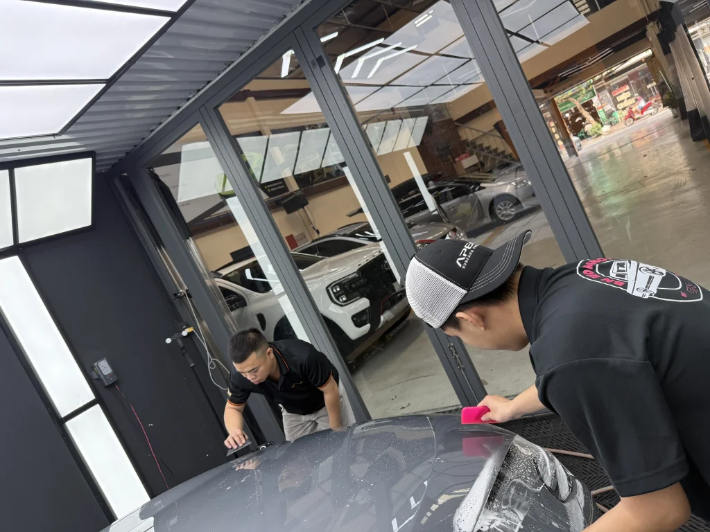 Dán PPF Teckwrap V75 cho xe BMW Dán PPF Teckwrap V75 cho xe BMW