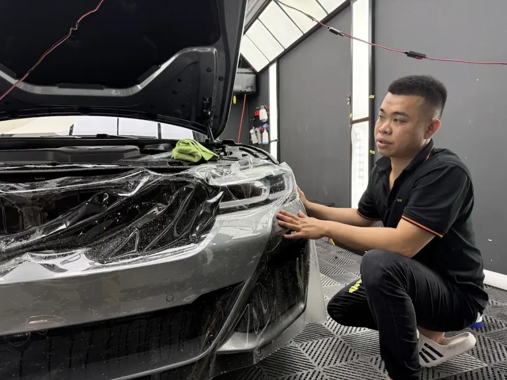 Dán PPF Teckwrap V75 cho xe ô tô BMW Dán PPF Teckwrap V75 cho xe ô tô BMW