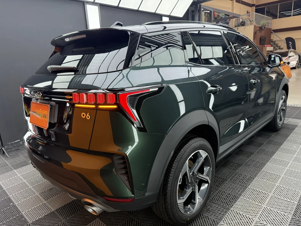 Dán PPF Teckwrap X75 cho xe Lynk&Co 06