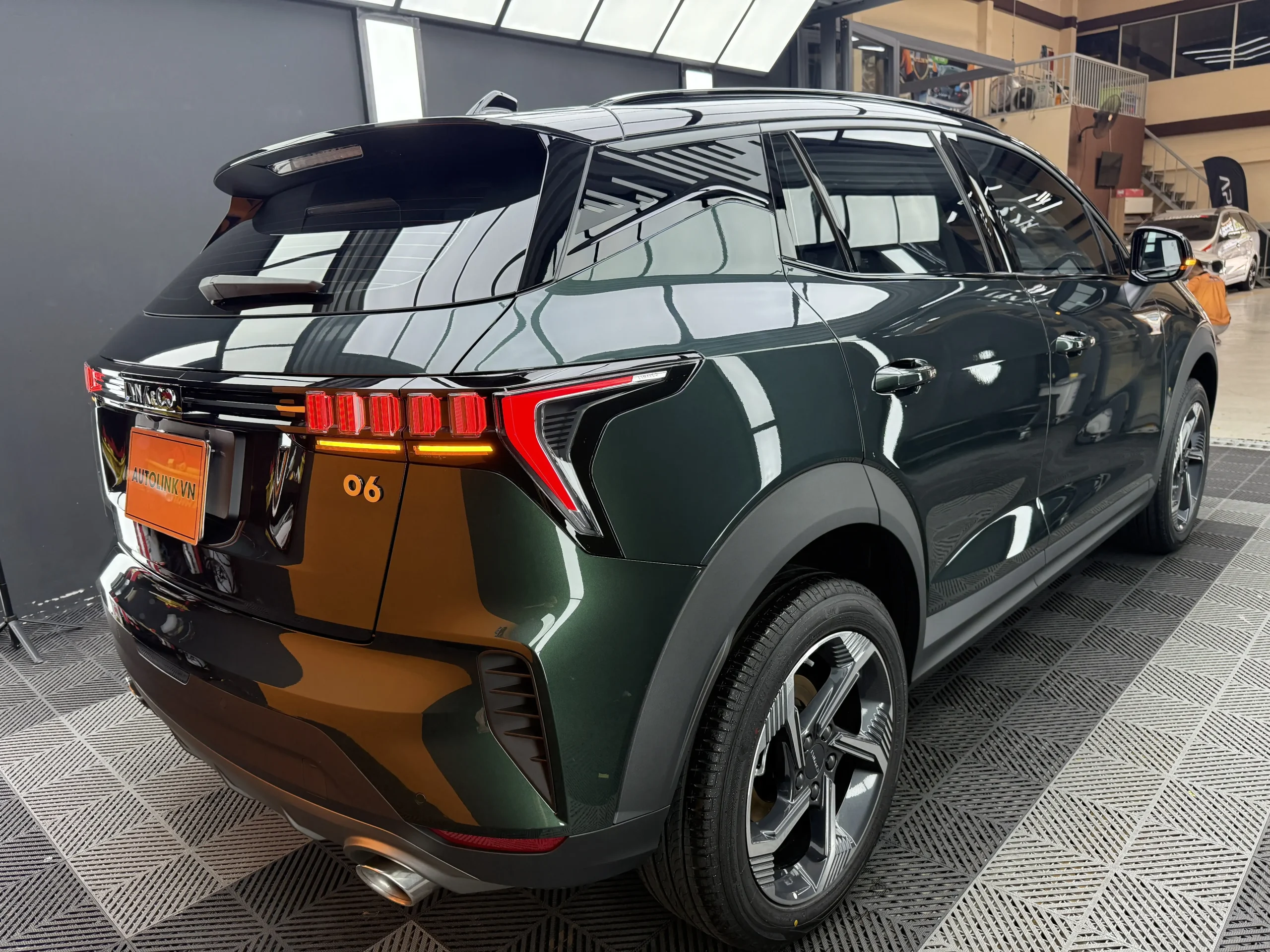 Dán PPF Teckwrap X75 cho xe Lynk&Co 06