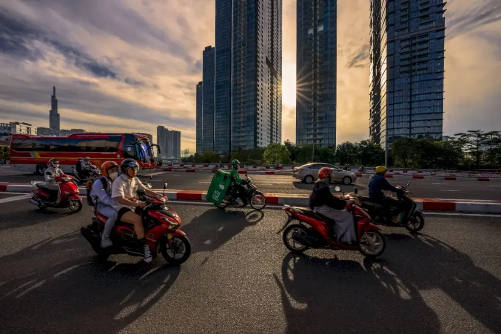 Lắp đặt camera hành trình cho khu vực quận 8