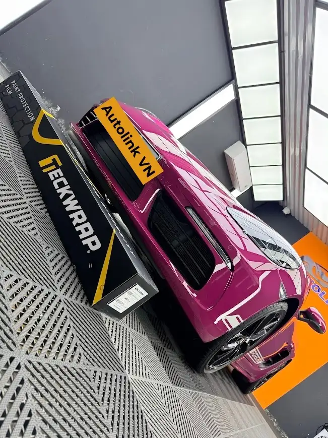 Dán PPF TeckWrap X75 cho xe Porsche Taycan