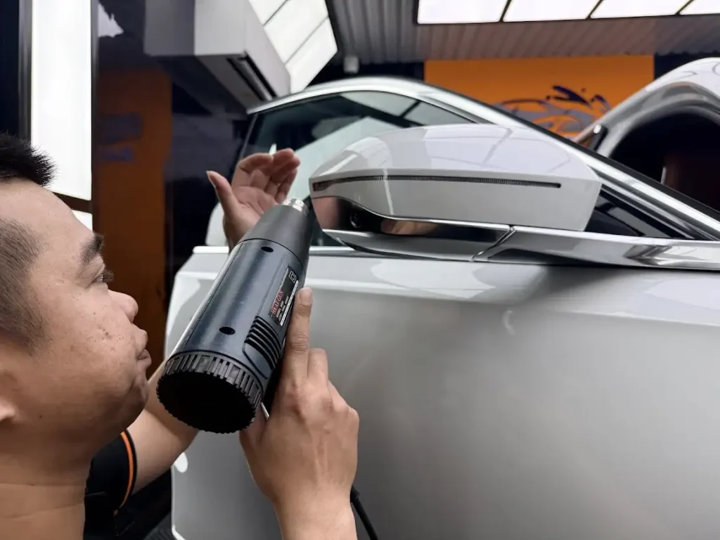 Dán PPF Teckwrap 75+ cho kính xe BMW 735i