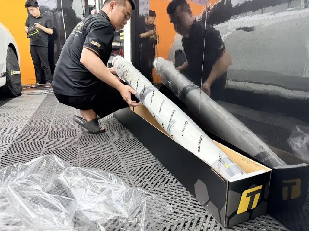Dán PPF Teckwrap S75 cho ô tô