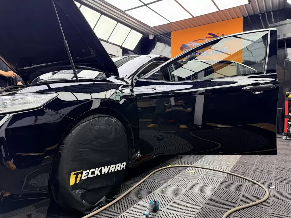 Dán PPF Teckwrap V85 cho xe Toyota