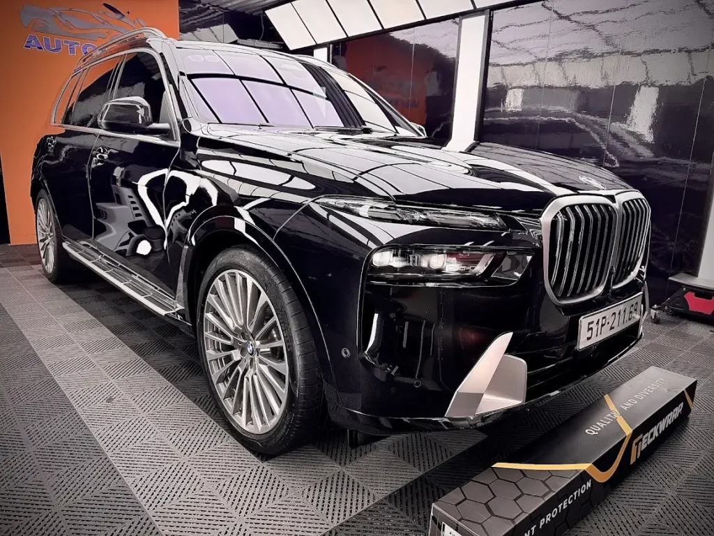 Kết quả dán PPF Teckwrap cho sườn xe BMW X7 G07