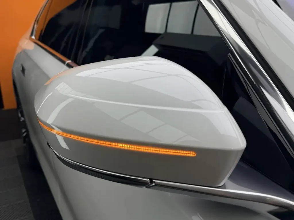 Kết quả sau khi dán PPF cho kính chiếu hậu xe BMW 735i