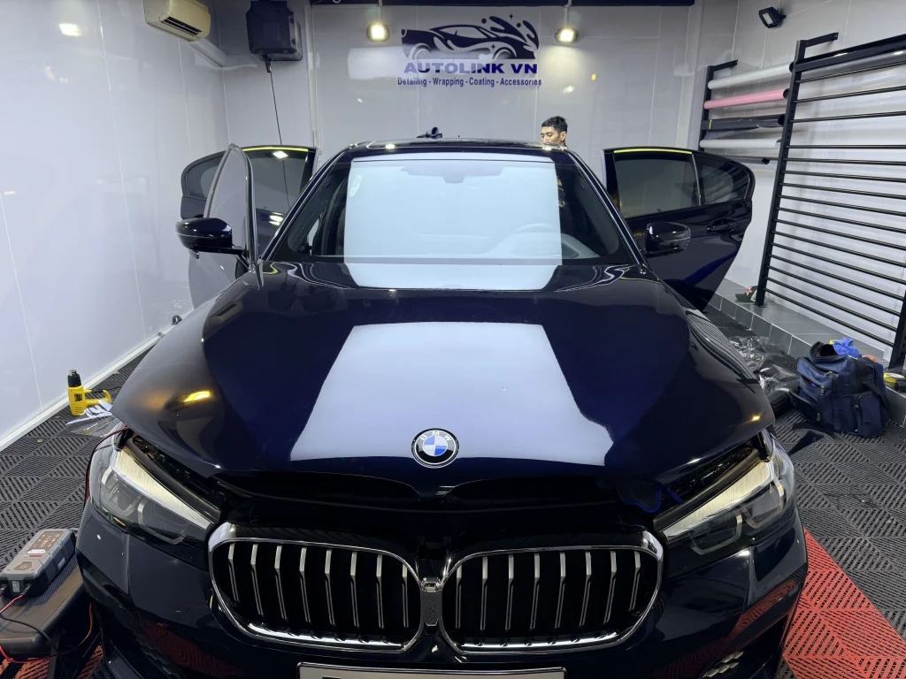 Xe BMW 530i sau khi dán phim cách nhiệt 3M Crystalline
