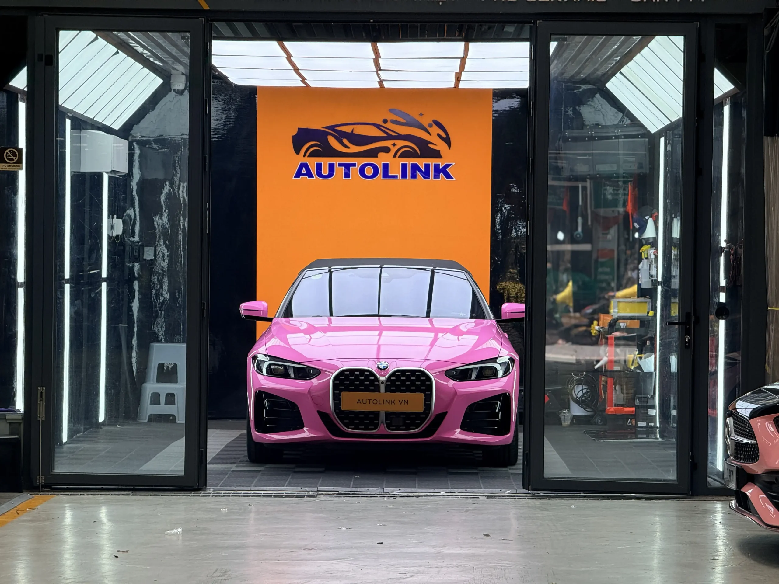 Bàn giao xe BMW 430i dán wrap đổi màu tại Autolink Việt Nam Bàn giao xe BMW 430i dán wrap đổi màu tại Autolink Việt Nam
