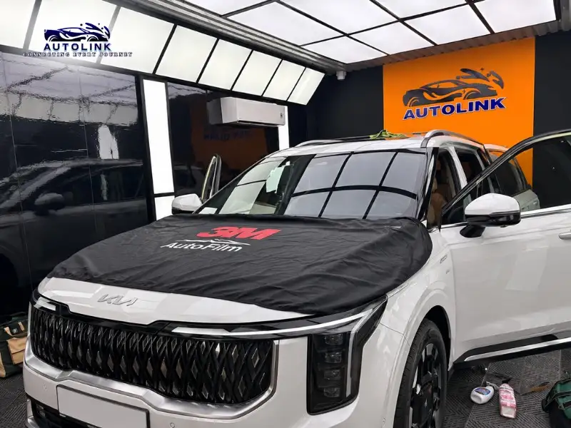 Có nên sử dụng cùng một mã phim cho kính lái và cửa sổ trời Kia Carnival Có nên sử dụng cùng một mã phim cho kính lái và cửa sổ trời Kia Carnival