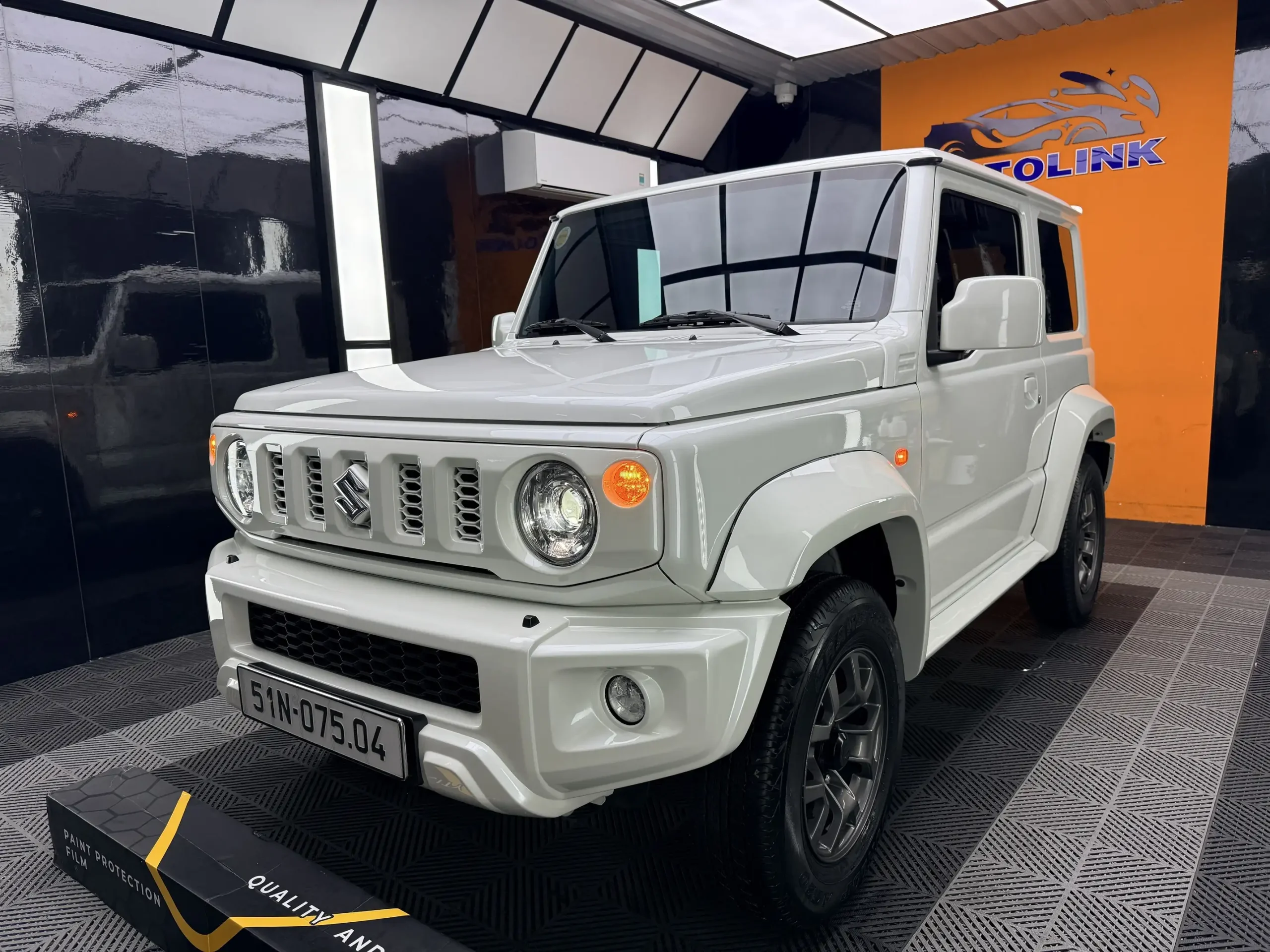 Dán PPF Teckwrap Suzuki Jimny - Đuôi xe Dán PPF Teckwrap Suzuki Jimny - Đuôi xe